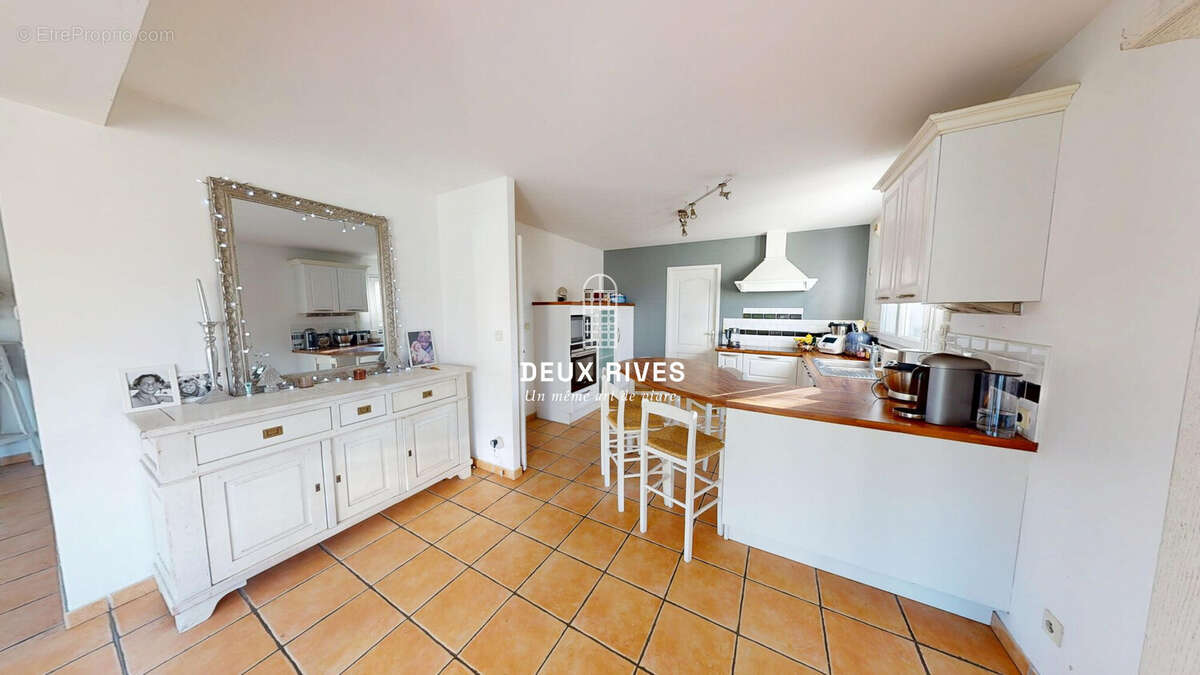 Maison à HAUTE-GOULAINE