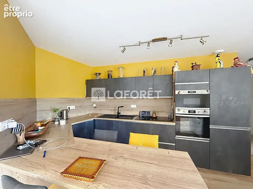 LE SOLER  Appartement T3 lumineux  2 balcons, 2 parkings - photo 4