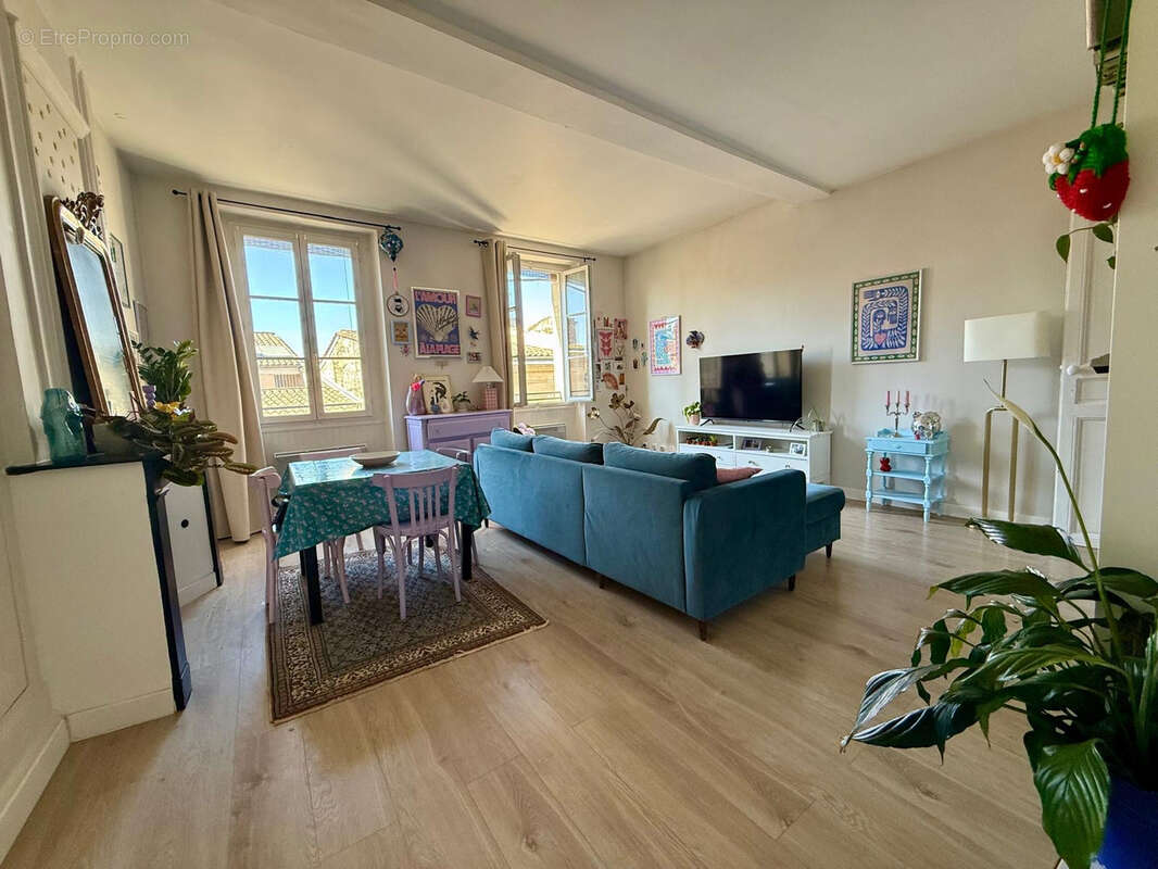 Appartement à BORDEAUX