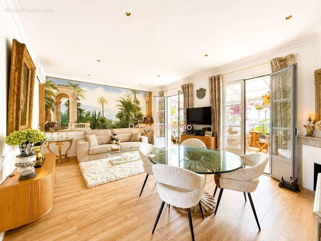 Appartement à MOUANS-SARTOUX