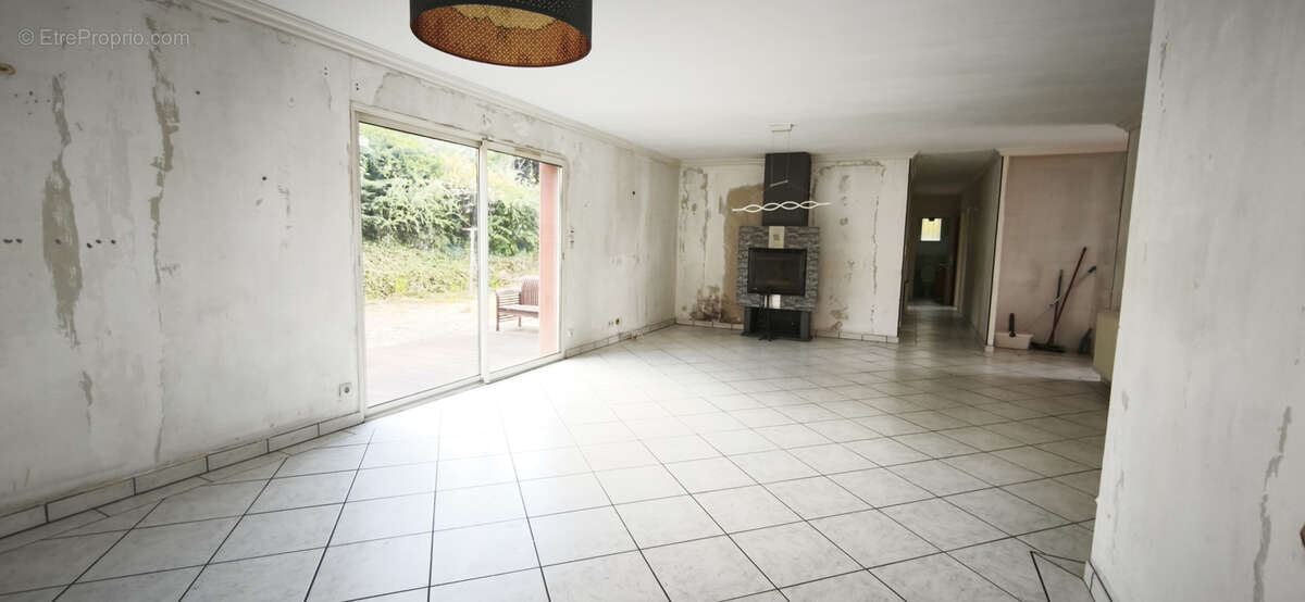 Maison familiale de plain-pied en cours de rénovation - photo 8