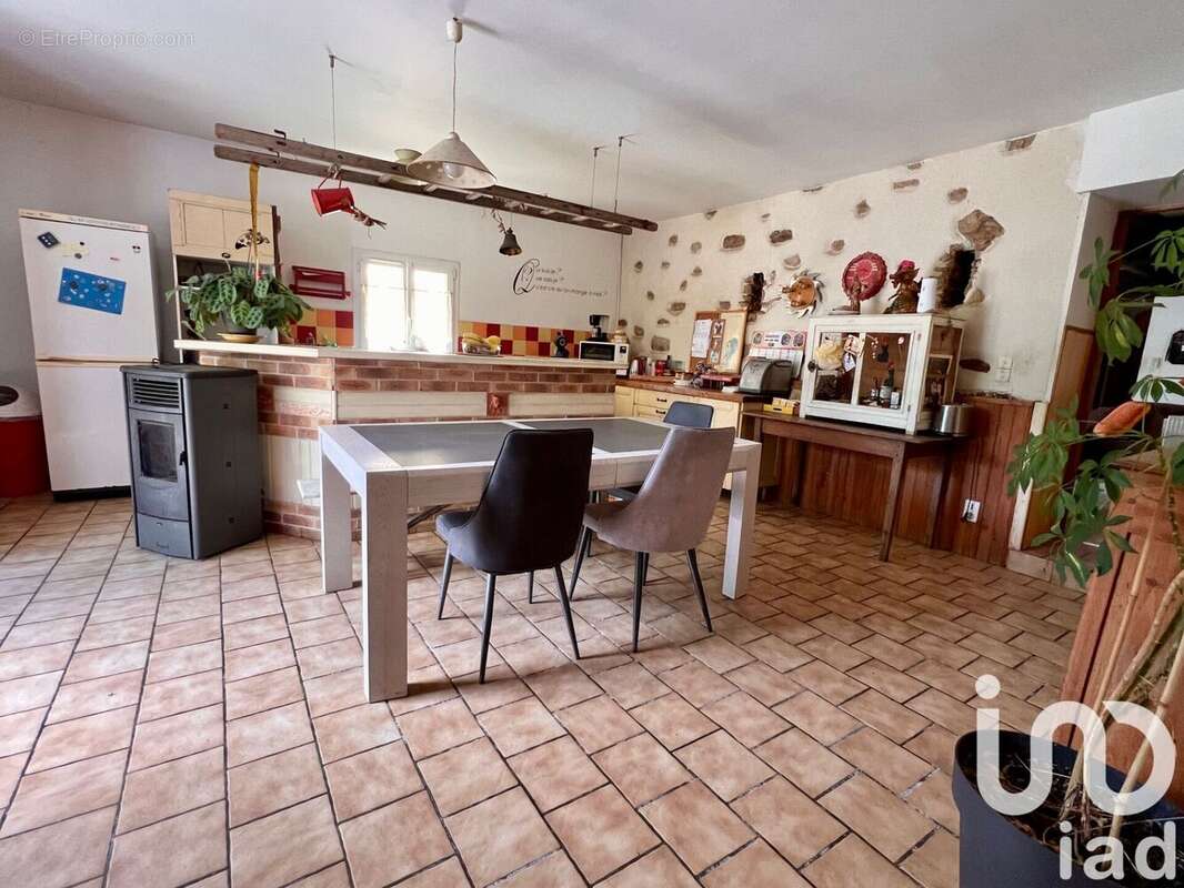 Photo 5 - Maison à VENANSAULT