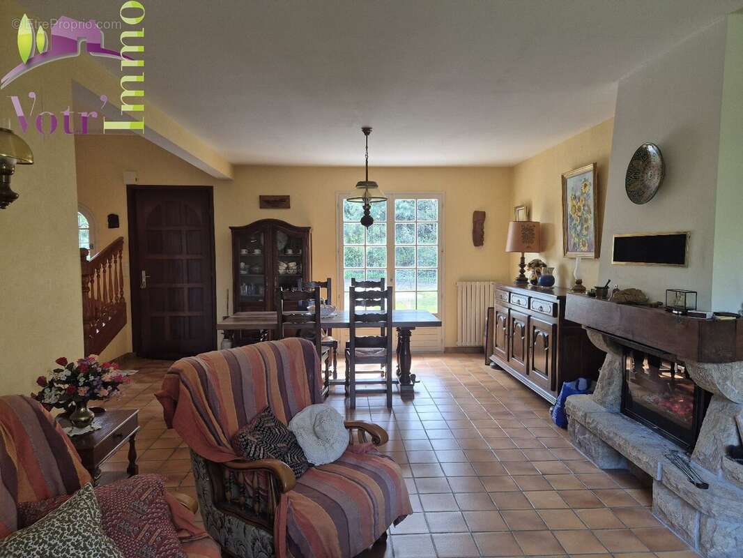 Maison à LOGONNA-DAOULAS