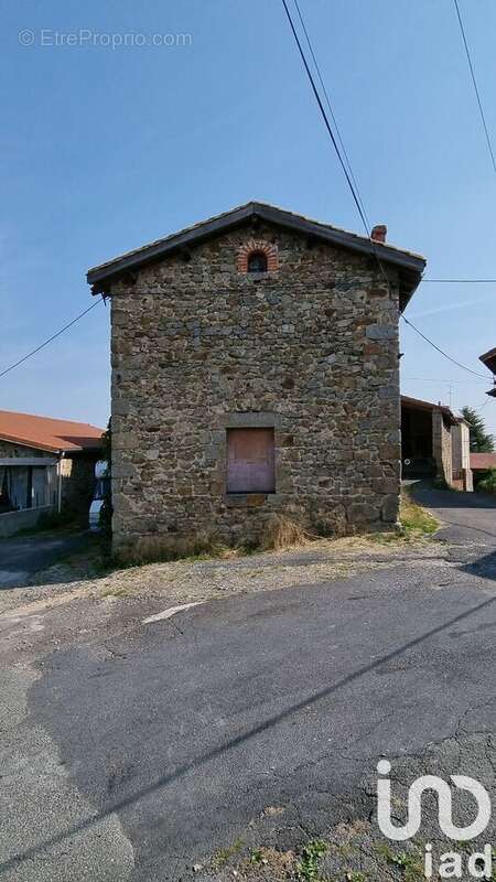 Photo 3 - Maison à MALVALETTE