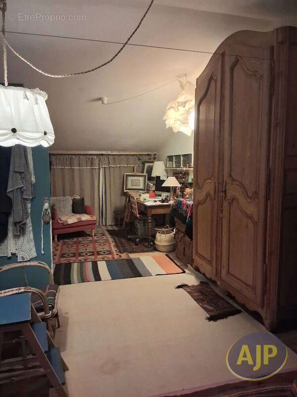 Maison à SAINT-CHRISTOLY-MEDOC