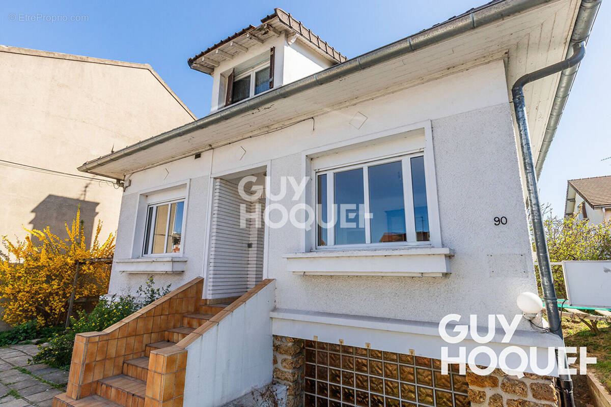 Appartement à ATHIS-MONS