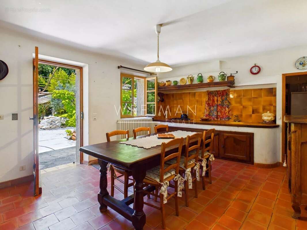 Maison à FAYENCE