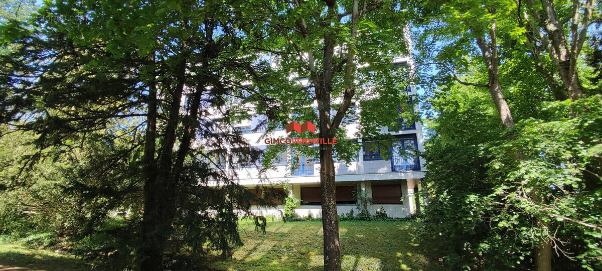 Appartement à LOUVECIENNES