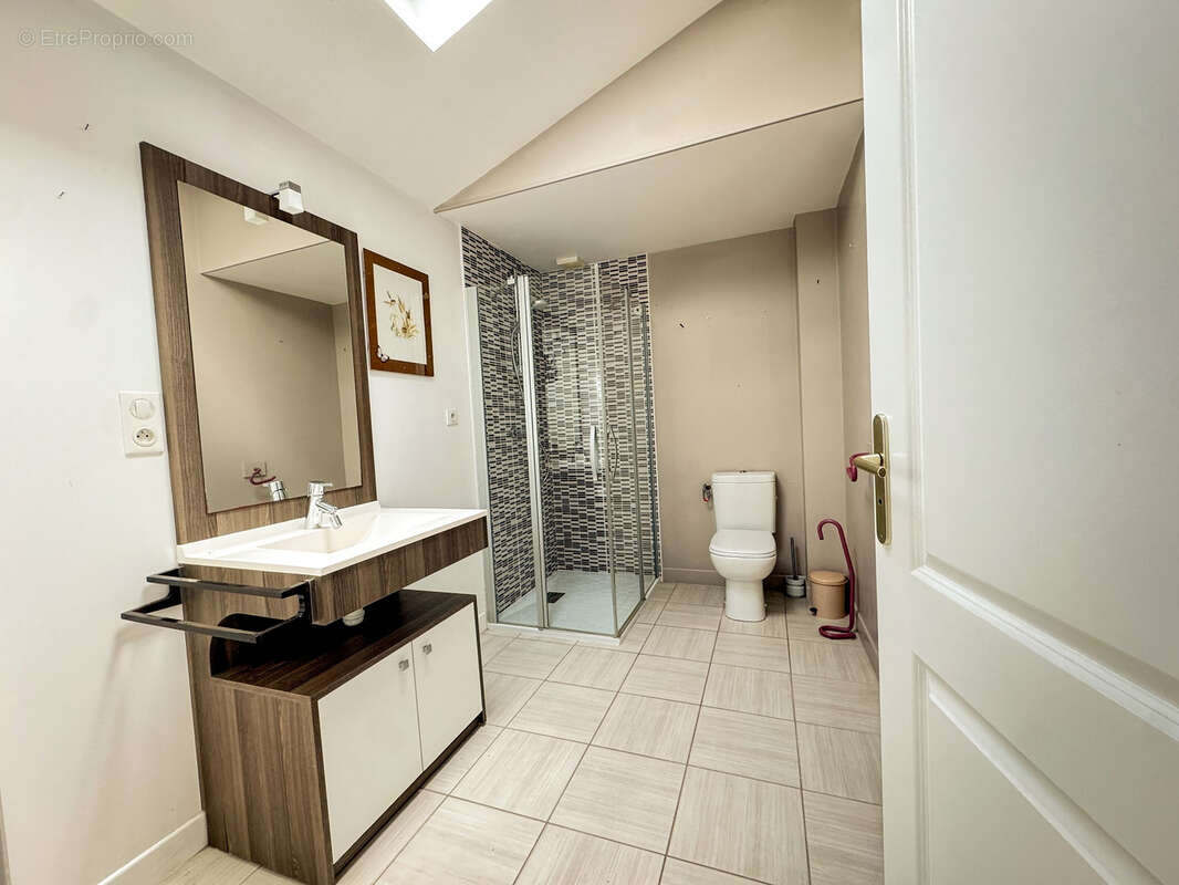 Maison à SAINT-JULIEN-EN-BORN