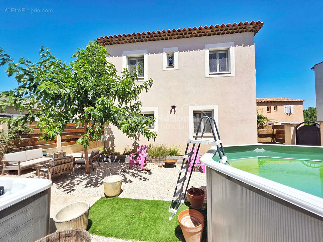 Maison à MIRAMAS