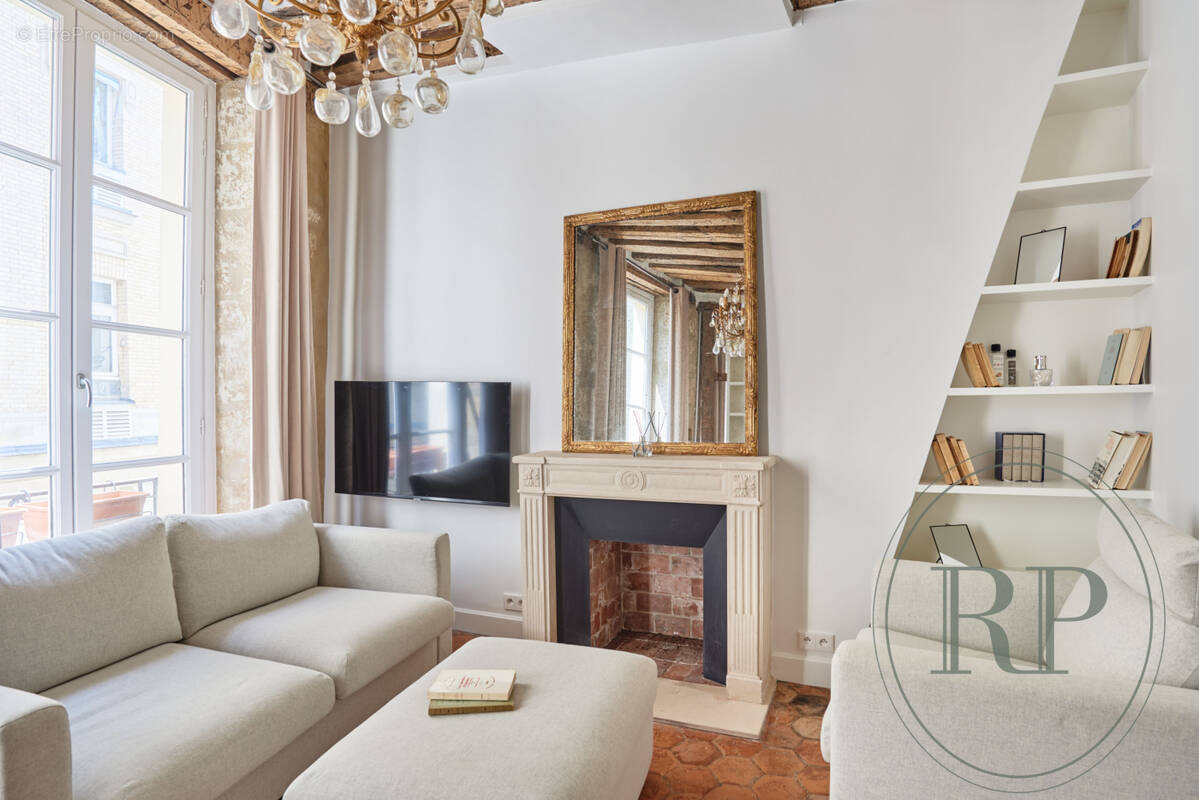 Appartement à PARIS-6E