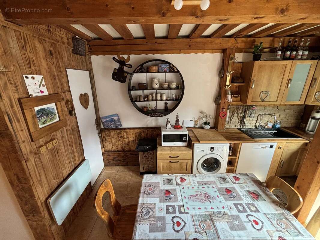 Appartement à MORILLON