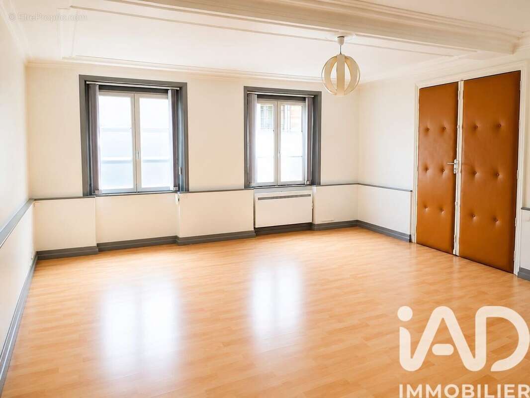 Photo 2 - Appartement à CHARLEVILLE-MEZIERES