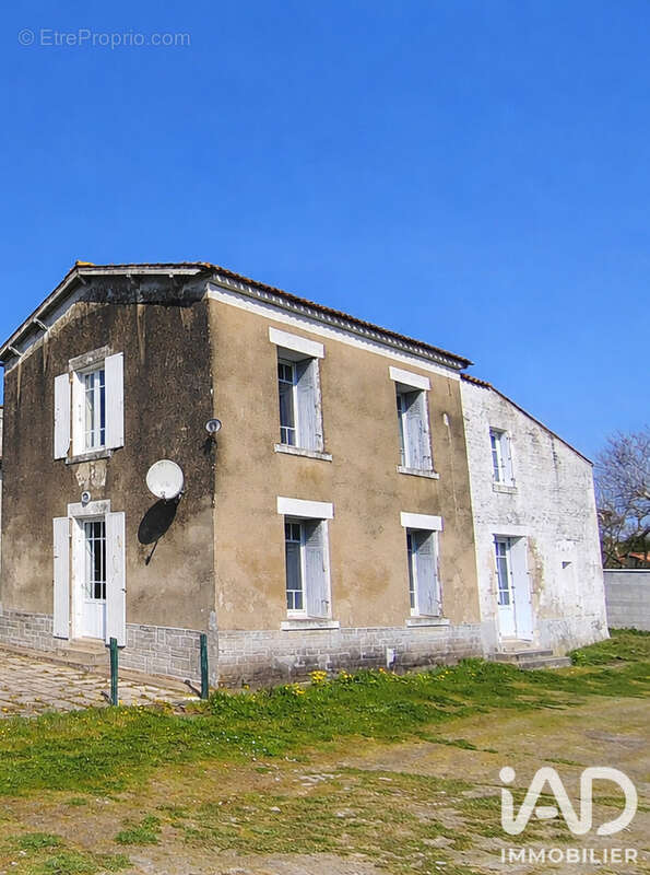 Photo 3 - Maison à FONTENAY-LE-COMTE