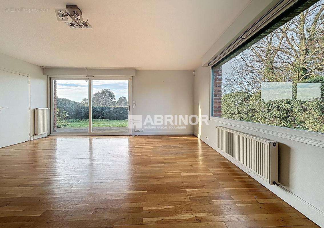 Appartement à MARCQ-EN-BAROEUL