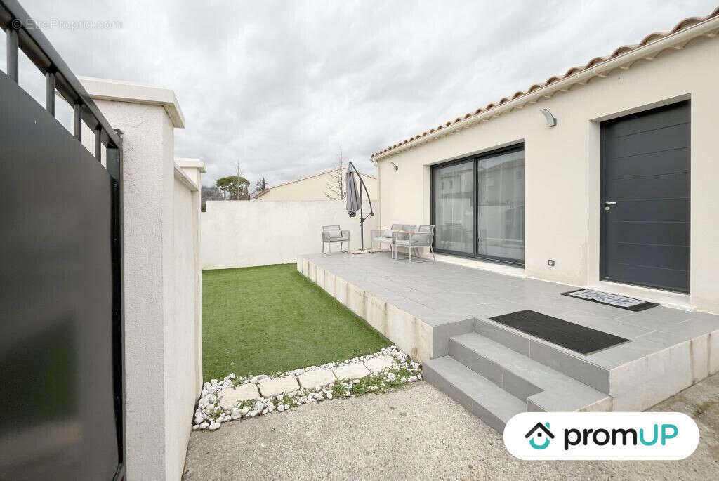 Maison à SORGUES