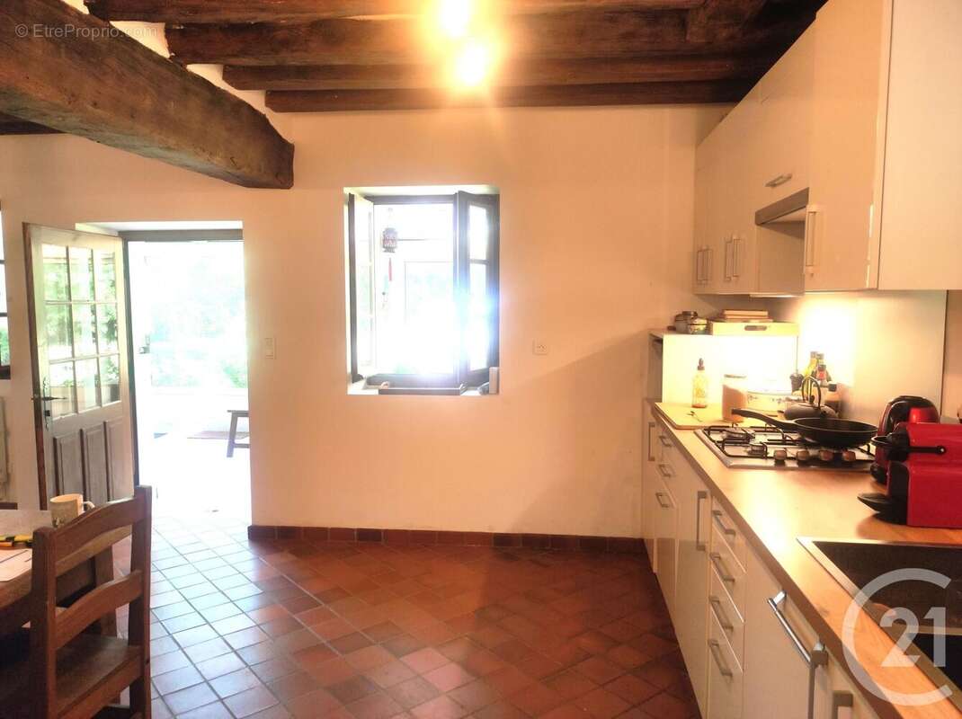 Maison à SAINT-VERAIN