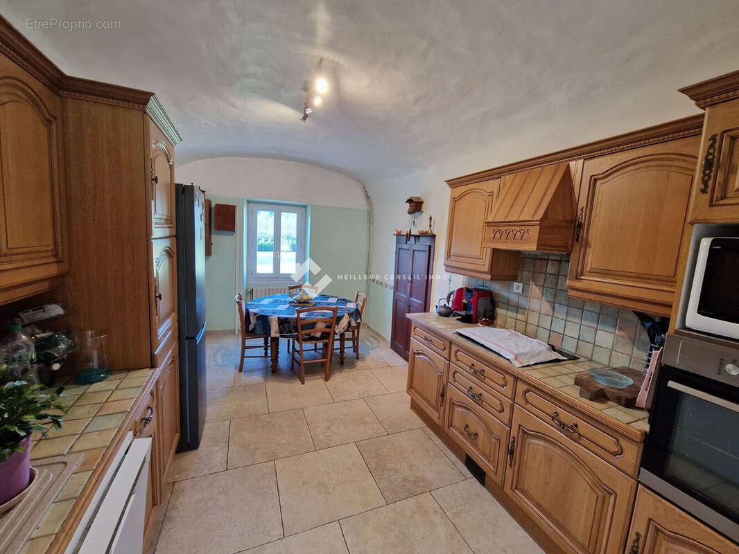 Maison 105 m² à Saint-Martin-De-Valgalgues  - photo 3