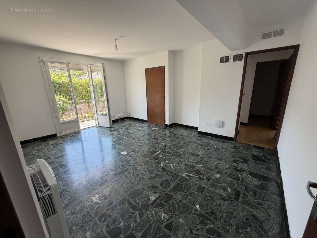 Appartement à TRANS-EN-PROVENCE