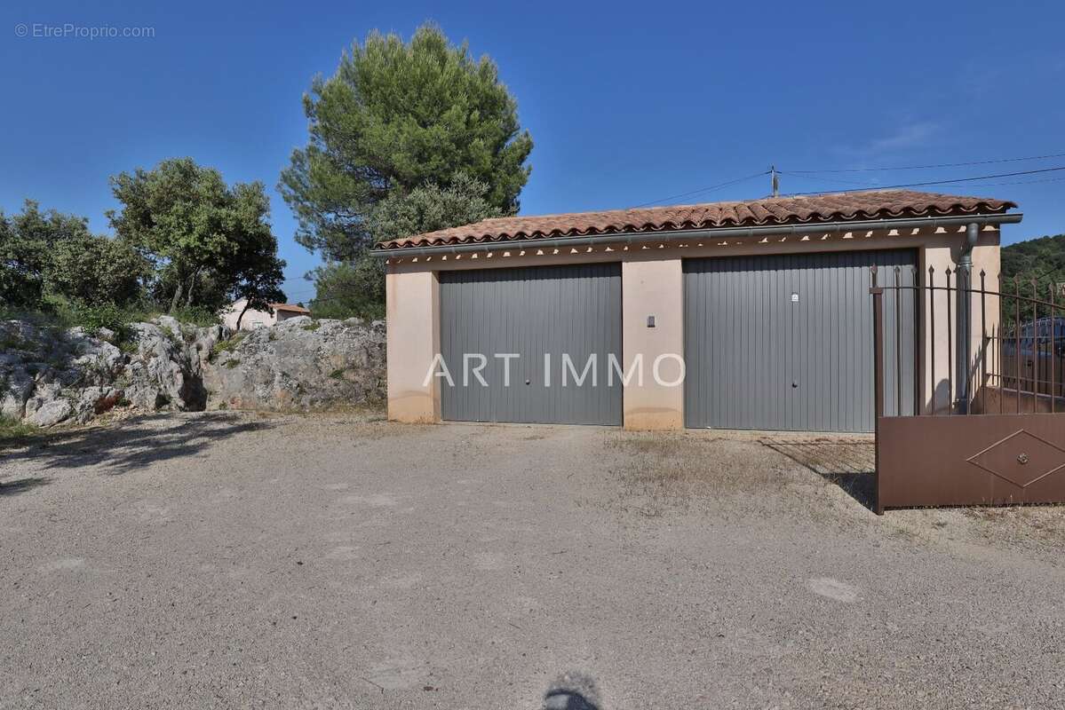 Propriete avec piscine et vues panoramiques - photo 15