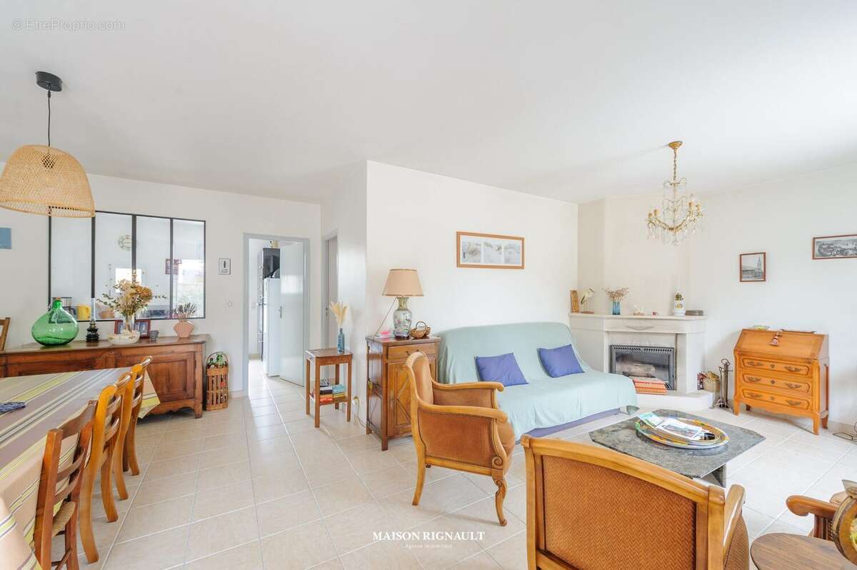 Maison à LA COUARDE-SUR-MER