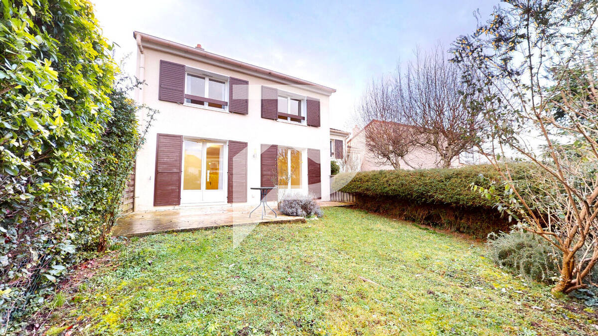 Maison à MARLY-LE-ROI