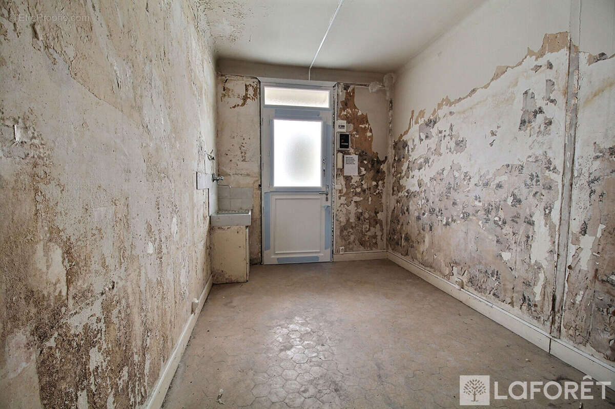 Appartement à LA GARENNE-COLOMBES