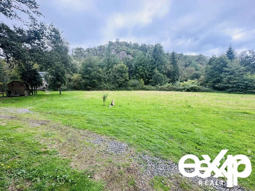 Maison à SENS-DE-BRETAGNE