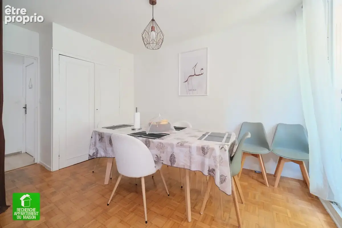 Givors centre - t4 - 3 chambres - garage - photo 4