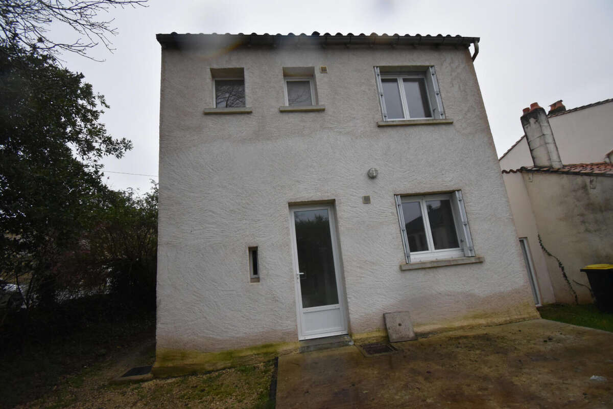 DSC_0010 - Maison à RUFFEC