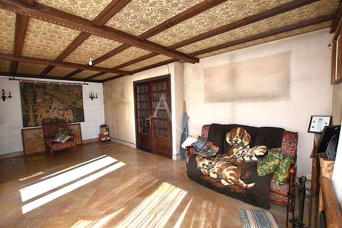 Maison à COMBS-LA-VILLE