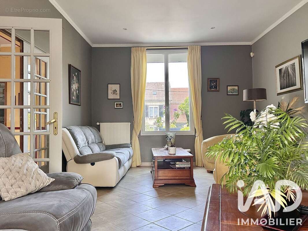 Photo 5 - Maison à CROUY