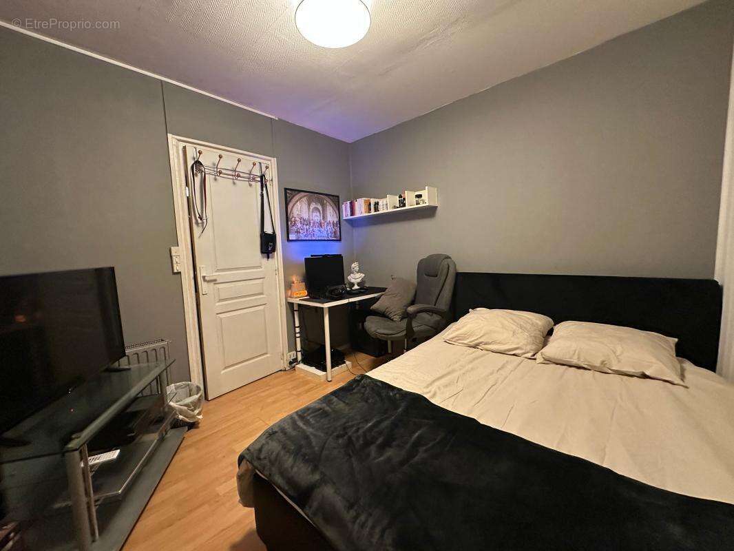 Maison À Vendre alliant modernité et charme de l'ancien - photo 14