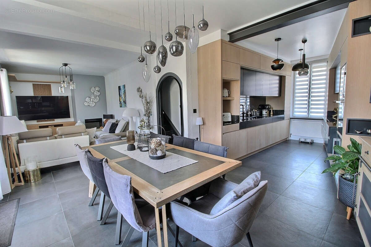 Maison à NOGENT-LE-ROI