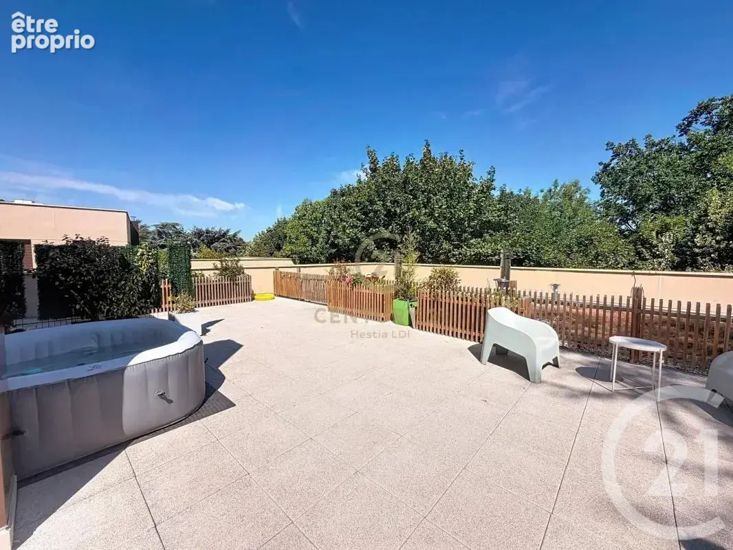 Duplex/Triplex - photo 2