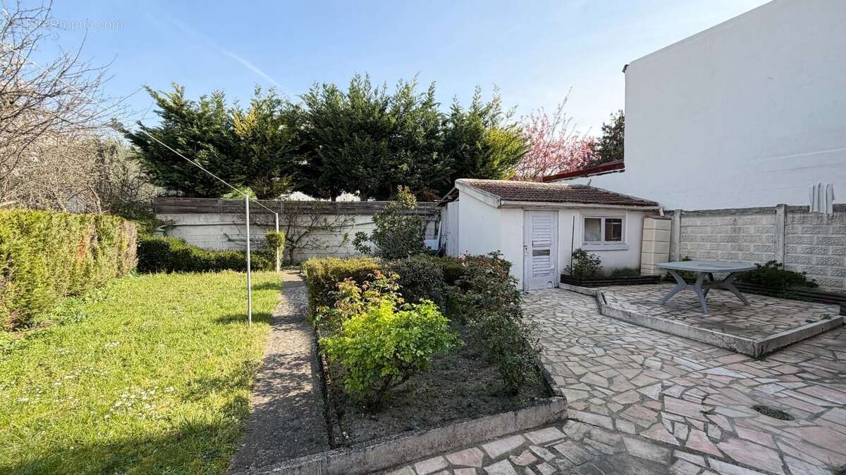 Maison à DRANCY