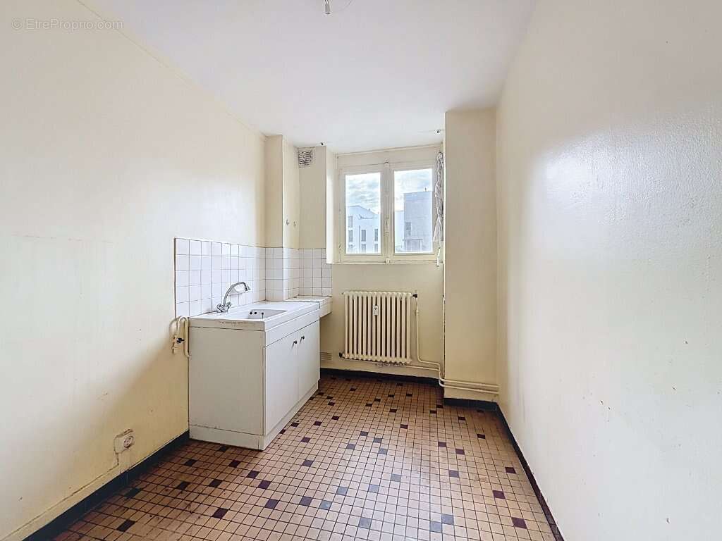 Appartement à LYON-7E