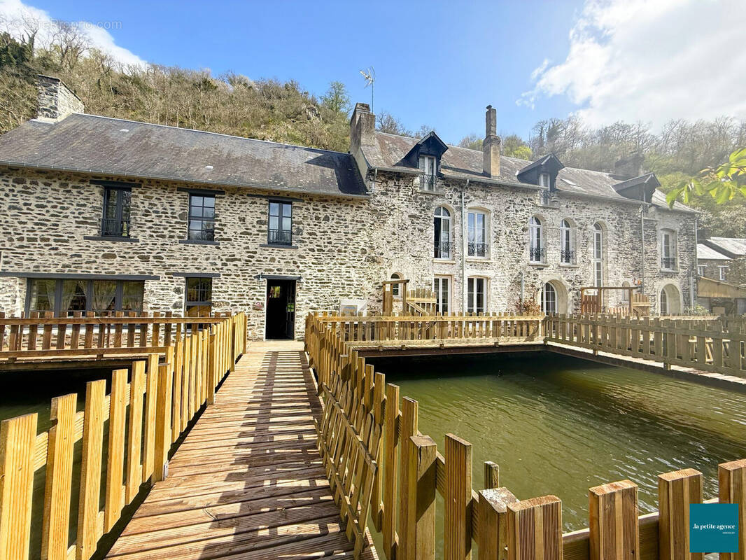 Maison à PONT-D'OUILLY