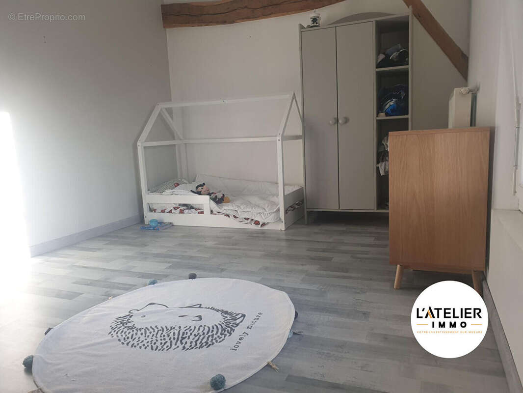 Maison à SAINT-MARD-SUR-LE-MONT