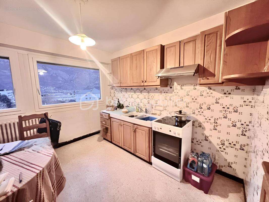 Appartement à SAINT-JEAN-DE-MAURIENNE