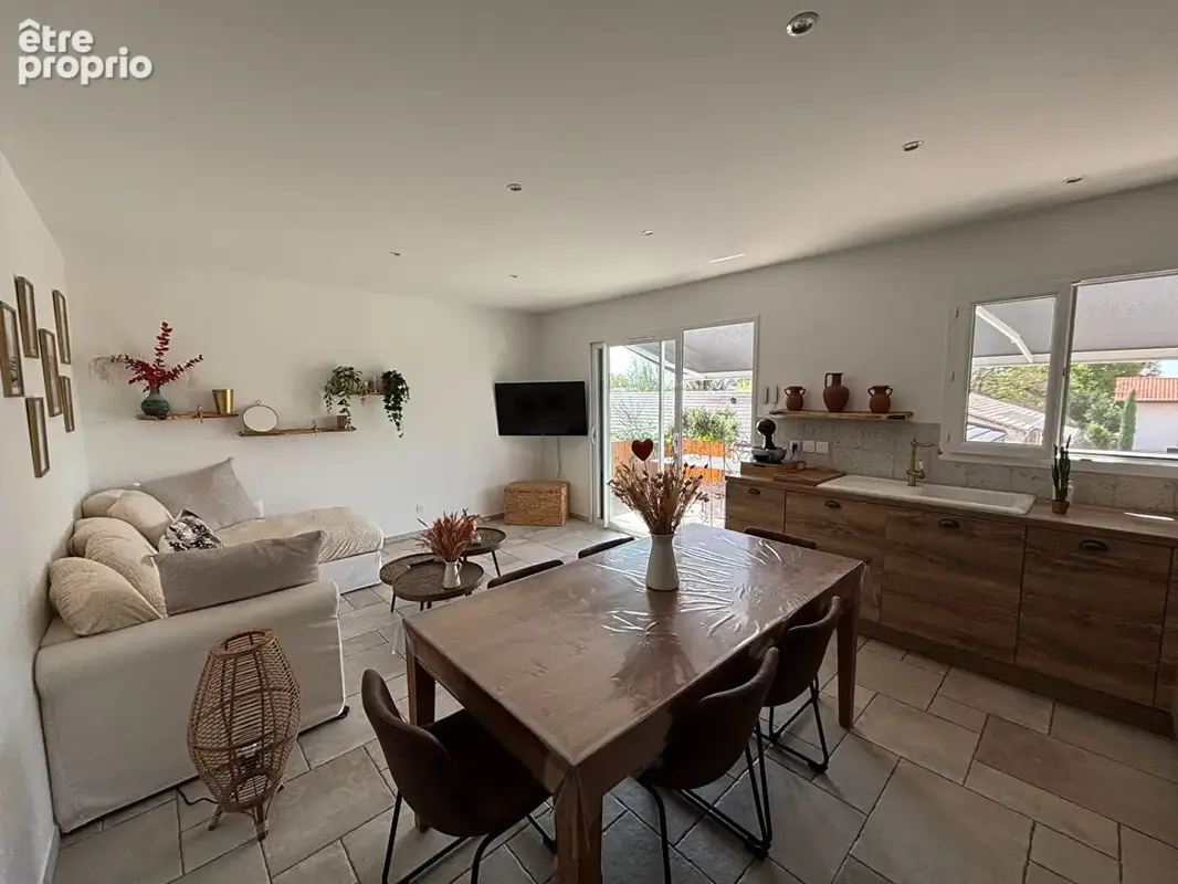 Appartement Saint Maurice De Gourdans 3 pièce(s) 61.02 m2 - photo 6