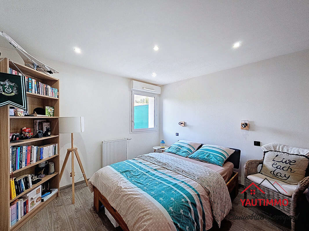 Appartement à VETRAZ-MONTHOUX