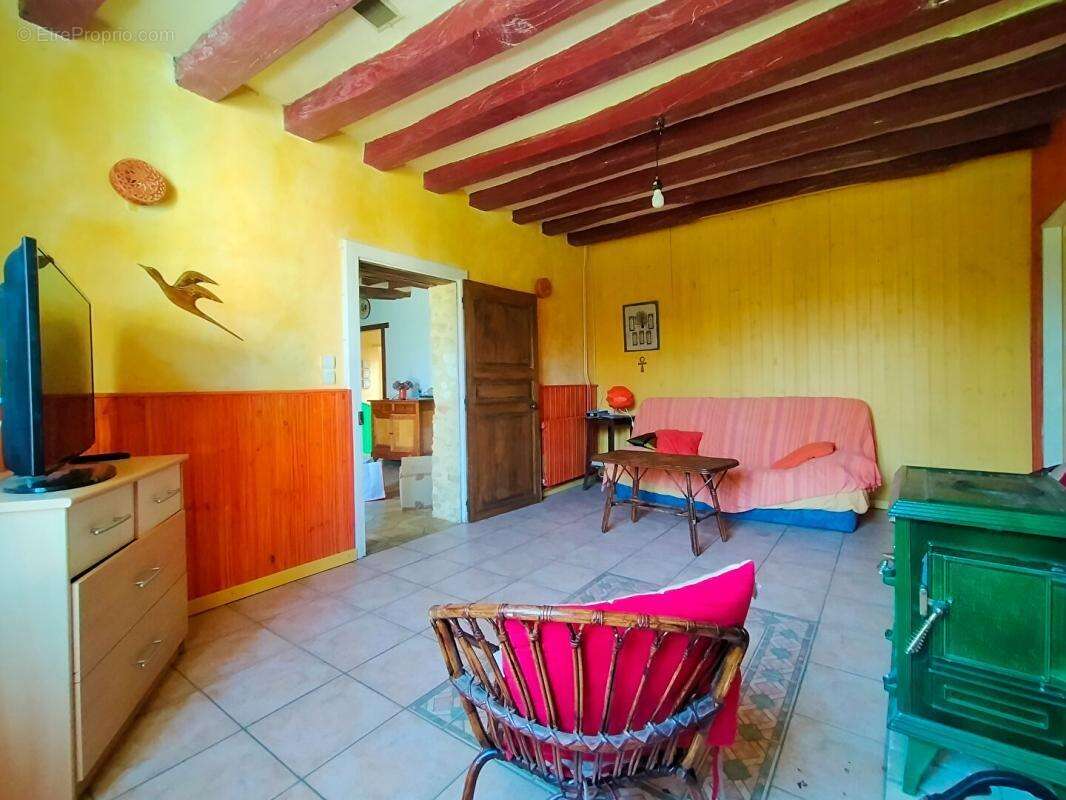 Maison à LE BREIL-SUR-MERIZE