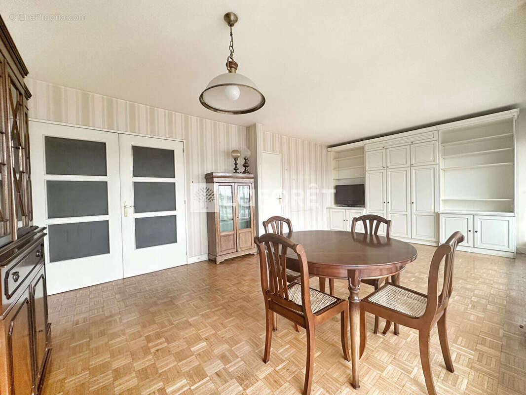 Appartement à JUVISY-SUR-ORGE