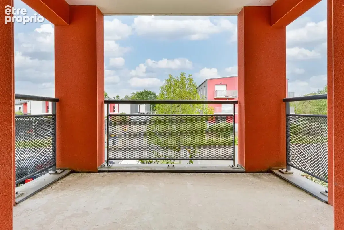 Coup de cœur assuré : T3 lumineux et au calme avec 2 parkings et cave - photo 6