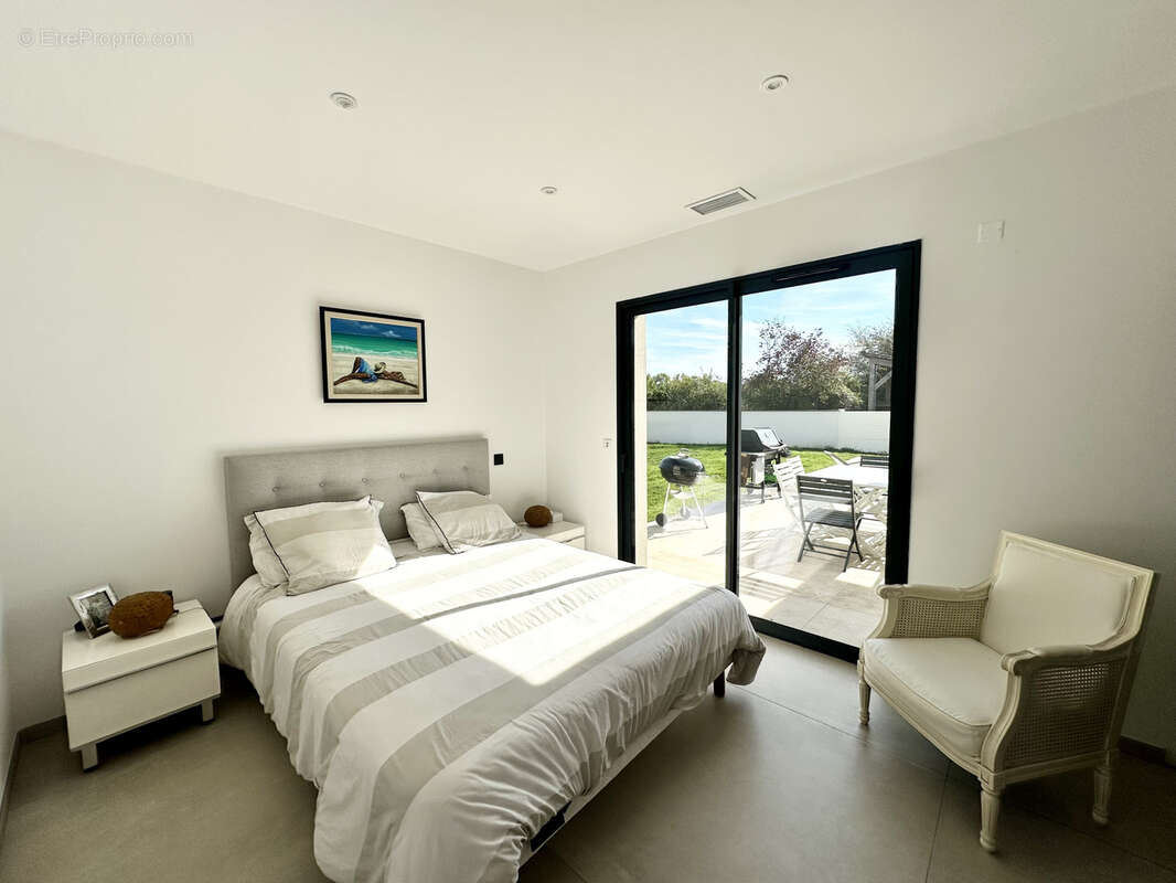 Villa contemporaine de plain-pied avec piscine - photo 5