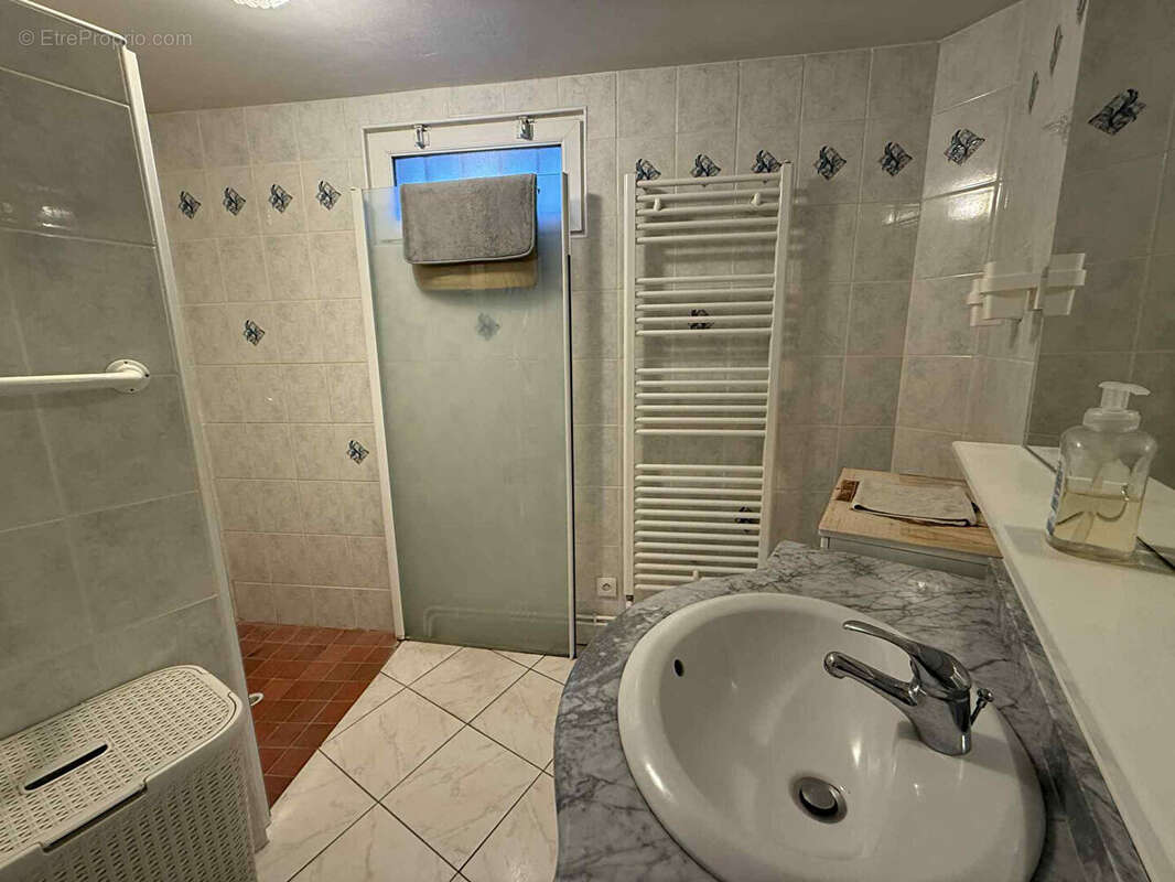 Maison à TUFFE