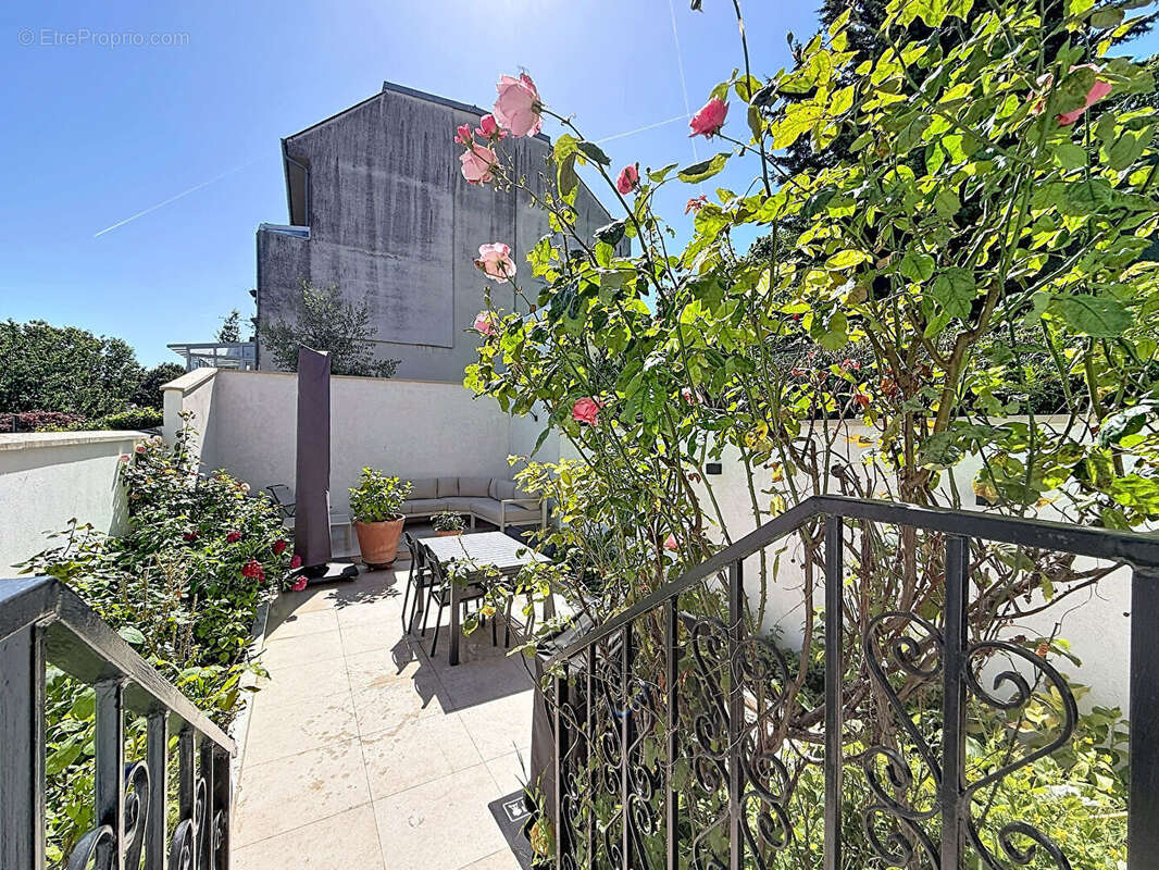 Maison à NANTERRE