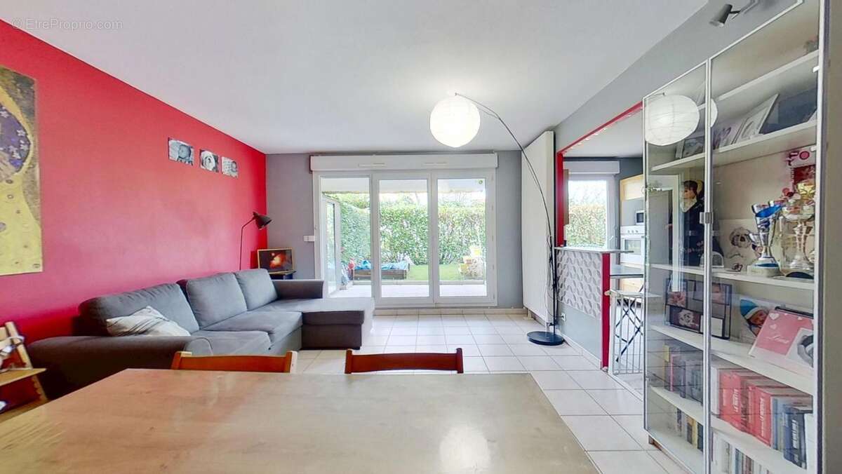 Appartement à RILLIEUX-LA-PAPE