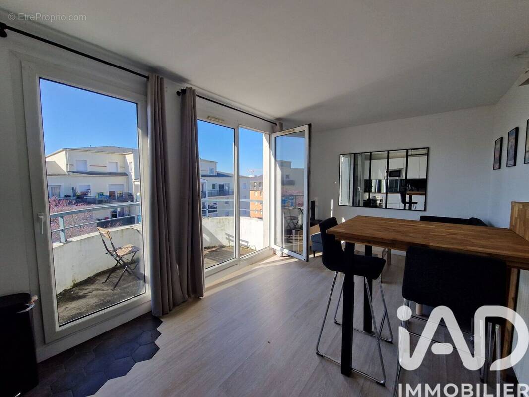 Photo 1 - Appartement à EVRY